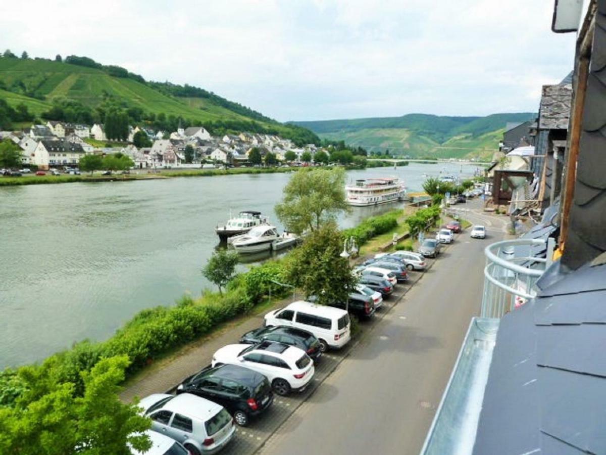 Mosel Ausblick Apartment Zell an der Mosel Exterior photo